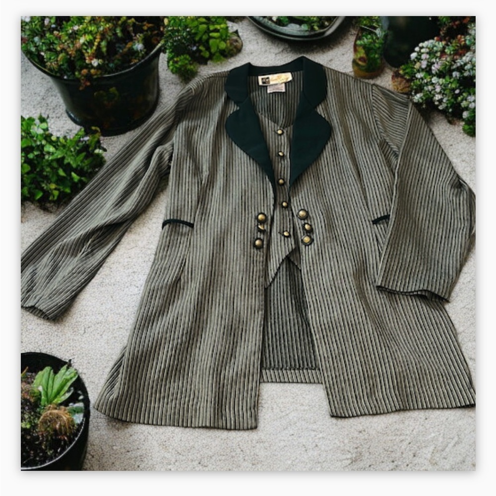 RARE-VTG JDB Green Stripe Blazer W/Built in Vest,Gold Button Detail EUC-Sz16 💛​ - Picture 10 of 14